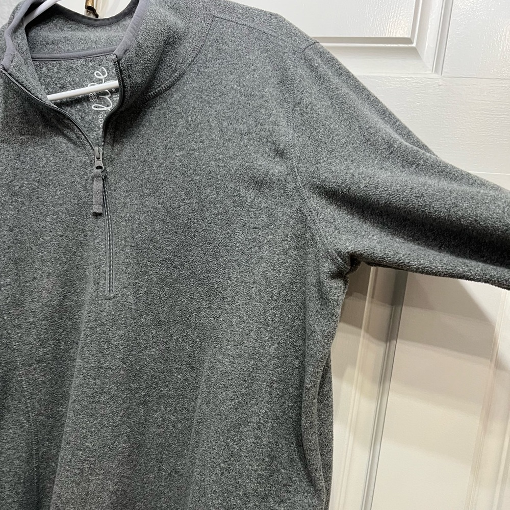 Made for Life pullover - Picture 2 of 4